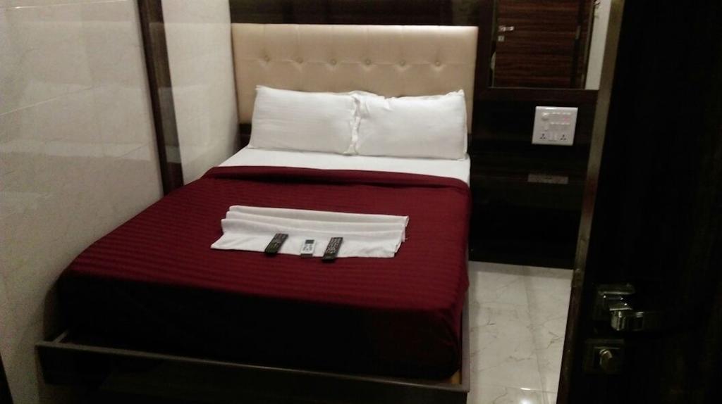 Hotel Palace Residency Mumbai Exterior foto