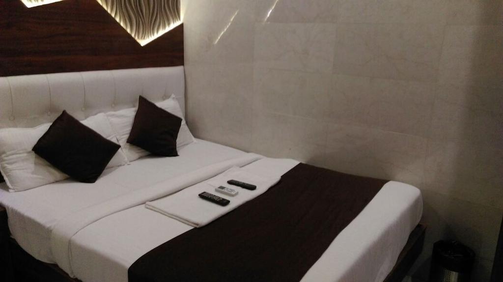 Hotel Palace Residency Mumbai Exterior foto